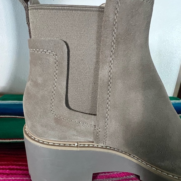 DV Dolce Vita New Suede Ankle Boot Size 8.5